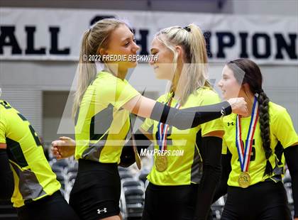 Thumbnail 3 in D'Hanis vs. Blum (UIL 1A Final) photogallery.