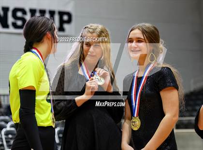 Thumbnail 2 in D'Hanis vs. Blum (UIL 1A Final) photogallery.