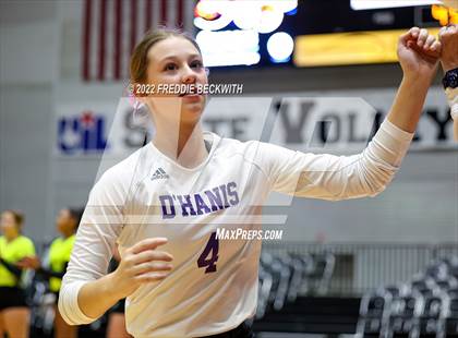 Thumbnail 2 in D'Hanis vs. Blum (UIL 1A Final) photogallery.