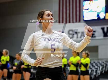 Thumbnail 3 in D'Hanis vs. Blum (UIL 1A Final) photogallery.