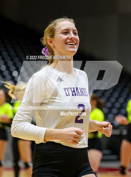 Thumbnail 3 in D'Hanis vs. Blum (UIL 1A Final) photogallery.