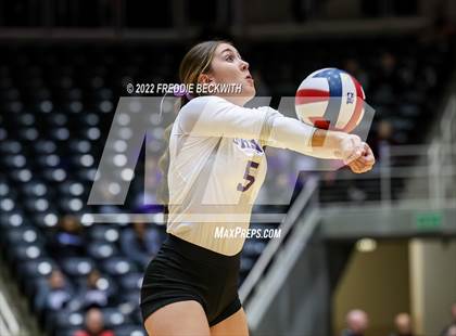 Thumbnail 2 in D'Hanis vs. Blum (UIL 1A Final) photogallery.