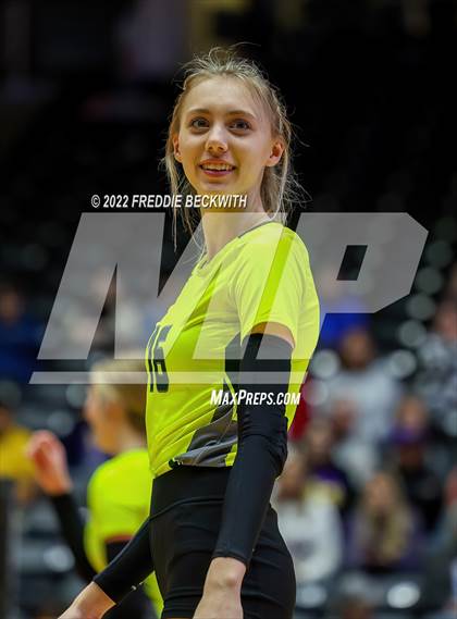 Thumbnail 3 in D'Hanis vs. Blum (UIL 1A Final) photogallery.