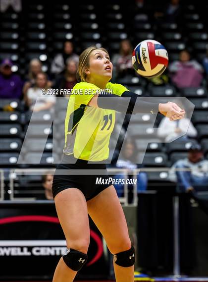Thumbnail 2 in D'Hanis vs. Blum (UIL 1A Final) photogallery.