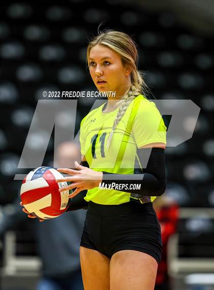Thumbnail 3 in D'Hanis vs. Blum (UIL 1A Final) photogallery.