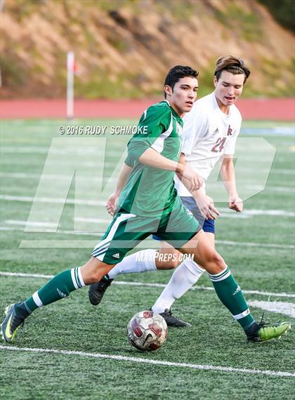 Thumbnail 3 in Scripps Ranch vs. Poway photogallery.
