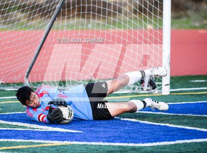 Thumbnail 3 in Scripps Ranch vs. Poway photogallery.