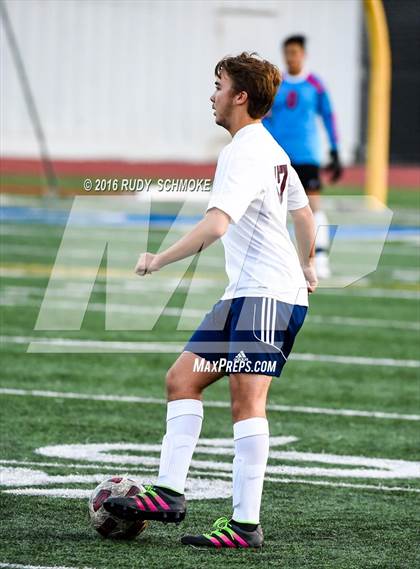 Thumbnail 1 in Scripps Ranch vs. Poway photogallery.