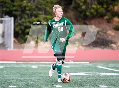 Thumbnail 3 in Scripps Ranch vs. Poway photogallery.