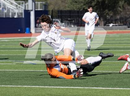 Thumbnail 2 in Boerne vs Pieper (Alamo Heights Invitational) photogallery.