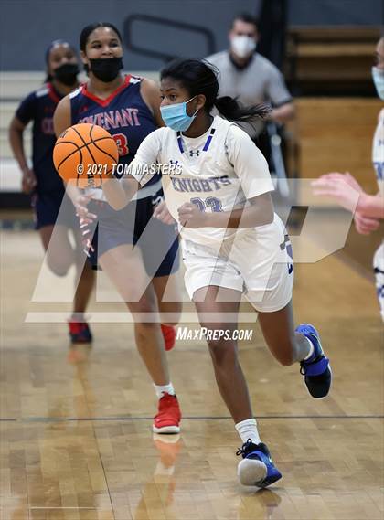 Thumbnail 1 in Charlotte Christian vs. Covenant Day photogallery.