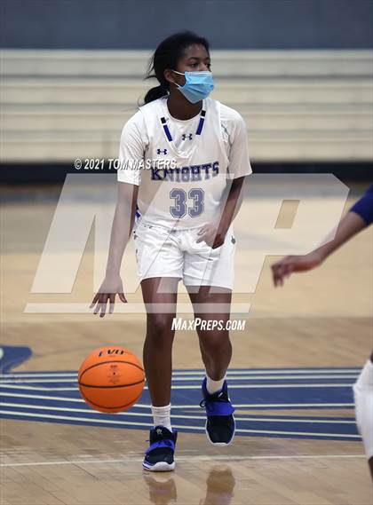 Thumbnail 1 in Charlotte Christian vs. Covenant Day photogallery.