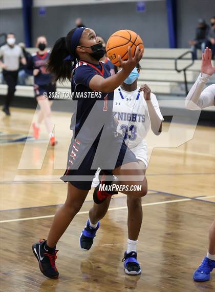 Thumbnail 1 in Charlotte Christian vs. Covenant Day photogallery.