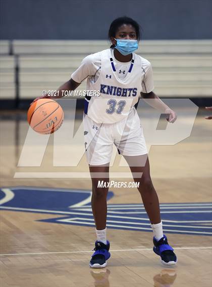 Thumbnail 2 in Charlotte Christian vs. Covenant Day photogallery.