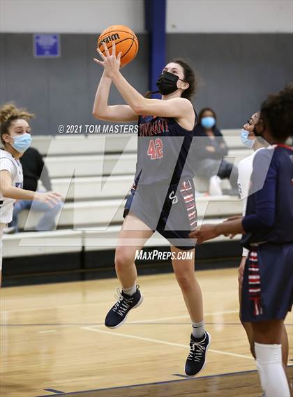 Thumbnail 3 in Charlotte Christian vs. Covenant Day photogallery.