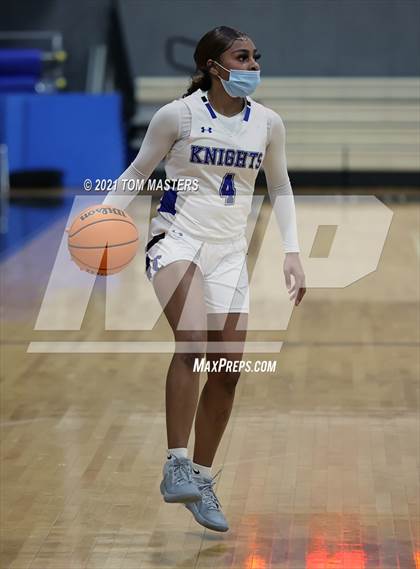 Thumbnail 2 in Charlotte Christian vs. Covenant Day photogallery.