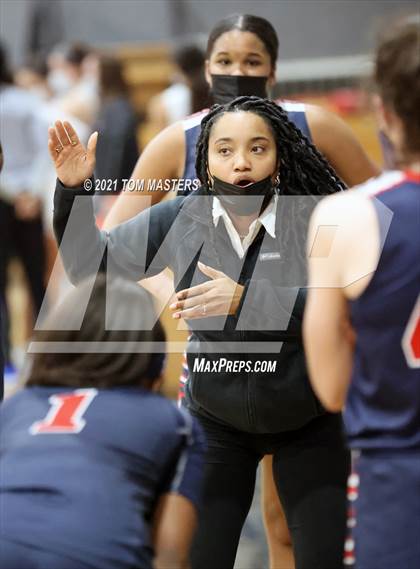 Thumbnail 3 in Charlotte Christian vs. Covenant Day photogallery.