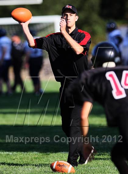 Thumbnail 2 in JV: Elsie Allen @ El Molino photogallery.