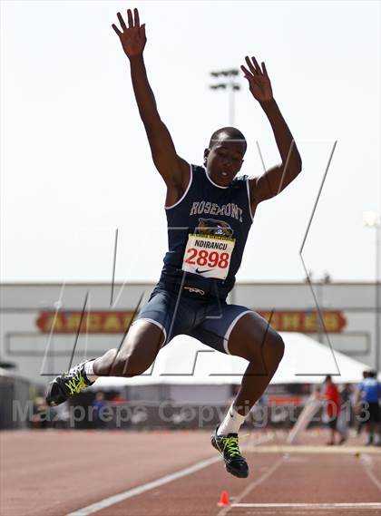 Thumbnail 3 in Arcadia Invitational (Triple Jump) photogallery.