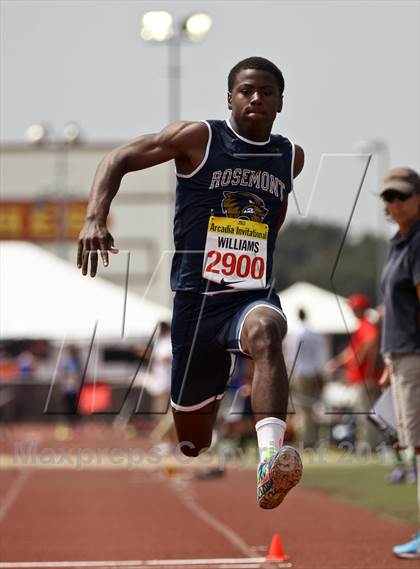 Thumbnail 3 in Arcadia Invitational (Triple Jump) photogallery.