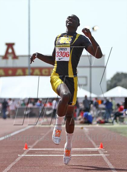 Thumbnail 2 in Arcadia Invitational (Triple Jump) photogallery.