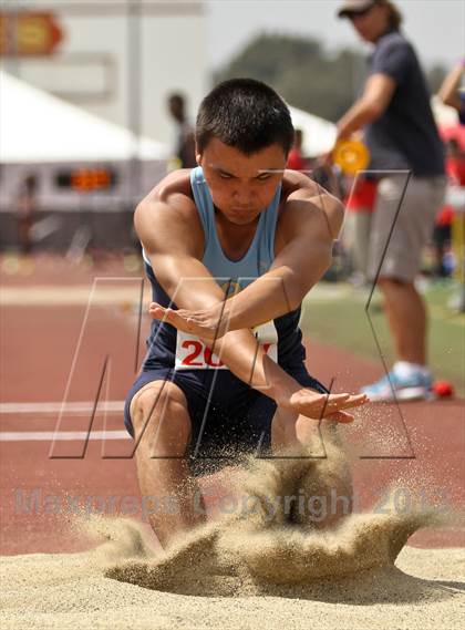 Thumbnail 3 in Arcadia Invitational (Triple Jump) photogallery.