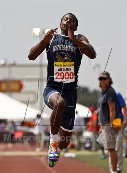 Thumbnail 2 in Arcadia Invitational (Triple Jump) photogallery.