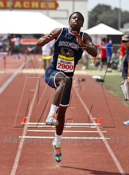 Thumbnail 3 in Arcadia Invitational (Triple Jump) photogallery.
