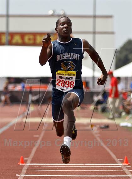 Thumbnail 3 in Arcadia Invitational (Triple Jump) photogallery.