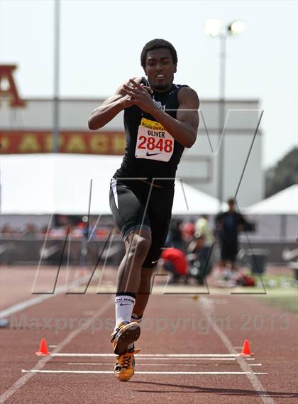 Thumbnail 3 in Arcadia Invitational (Triple Jump) photogallery.