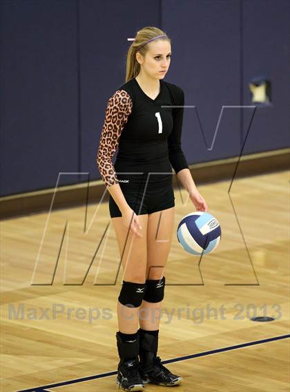 Thumbnail 2 in D'Evelyn @ Valor Christian photogallery.