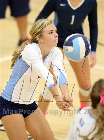 Thumbnail 2 in D'Evelyn @ Valor Christian photogallery.