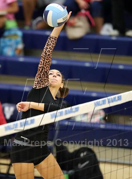 Thumbnail 1 in D'Evelyn @ Valor Christian photogallery.