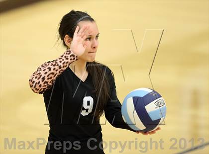 Thumbnail 3 in D'Evelyn @ Valor Christian photogallery.