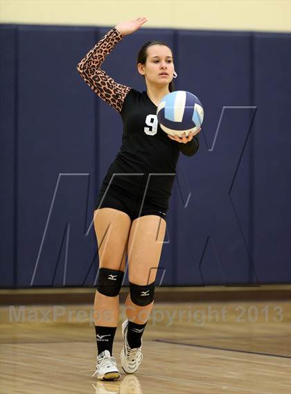 Thumbnail 1 in D'Evelyn @ Valor Christian photogallery.