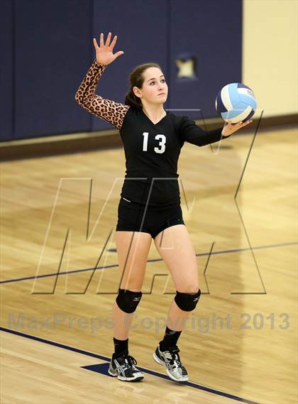 Thumbnail 1 in D'Evelyn @ Valor Christian photogallery.
