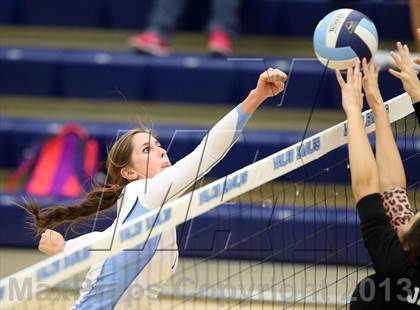 Thumbnail 1 in D'Evelyn @ Valor Christian photogallery.