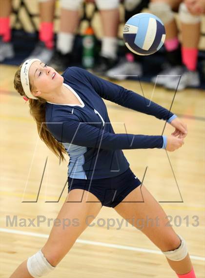 Thumbnail 3 in D'Evelyn @ Valor Christian photogallery.