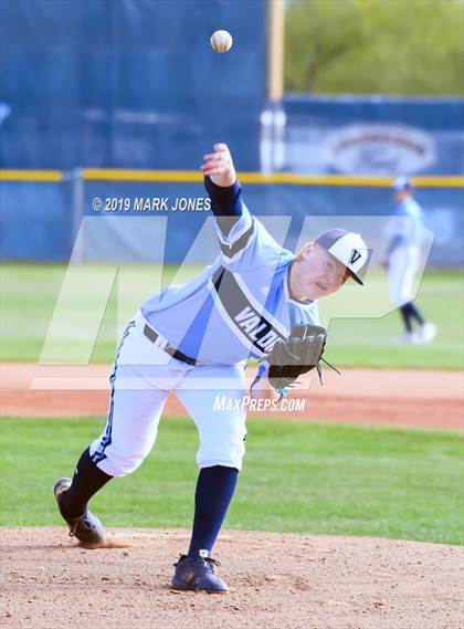 Thumbnail 3 in Valor Christian vs. Eaglecrest (Coach Bob Invitational)  photogallery.