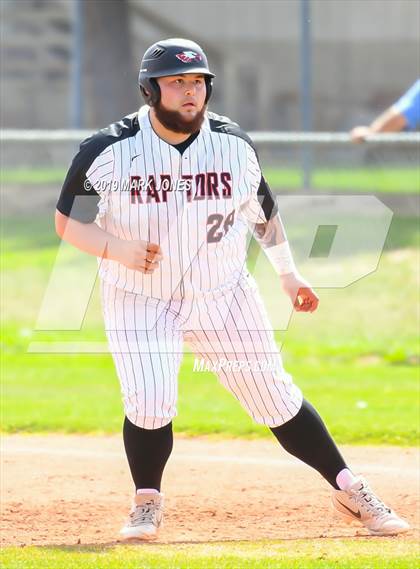Thumbnail 3 in Valor Christian vs. Eaglecrest (Coach Bob Invitational)  photogallery.