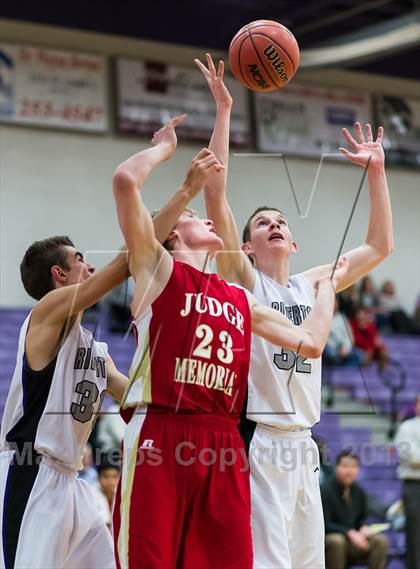 Thumbnail 2 in Judge Memorial @ Riverton photogallery.