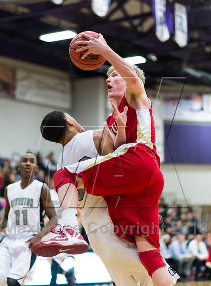 Thumbnail 2 in Judge Memorial @ Riverton photogallery.