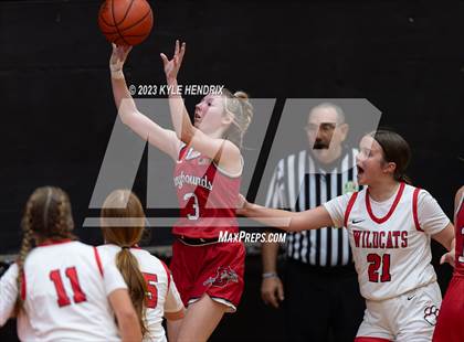 Thumbnail 3 in Dixie Greyhounds Vs Franklin Wildcats photogallery.