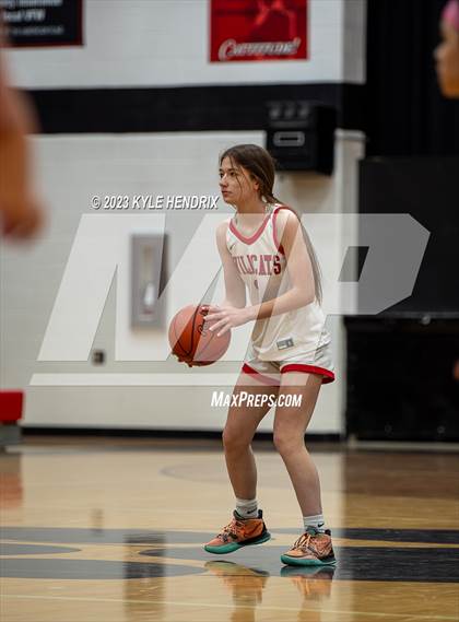 Thumbnail 3 in Dixie Greyhounds Vs Franklin Wildcats photogallery.