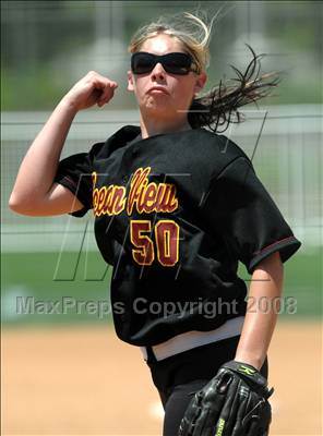 Thumbnail 3 in Bishop Amat vs. Ocean View (CIF SS D4 Final) photogallery.
