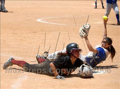 Thumbnail 3 in Bishop Amat vs. Ocean View (CIF SS D4 Final) photogallery.
