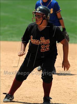 Thumbnail 2 in Bishop Amat vs. Ocean View (CIF SS D4 Final) photogallery.