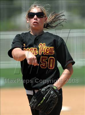 Thumbnail 2 in Bishop Amat vs. Ocean View (CIF SS D4 Final) photogallery.
