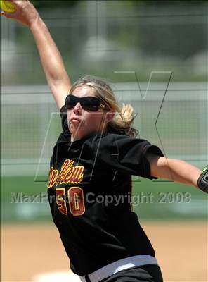 Thumbnail 2 in Bishop Amat vs. Ocean View (CIF SS D4 Final) photogallery.