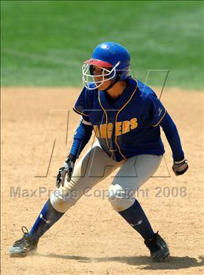 Thumbnail 2 in Bishop Amat vs. Ocean View (CIF SS D4 Final) photogallery.